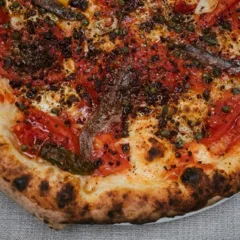 Angelo Pezzella- Pizzeria con Cucina (photo credits wearefactory)