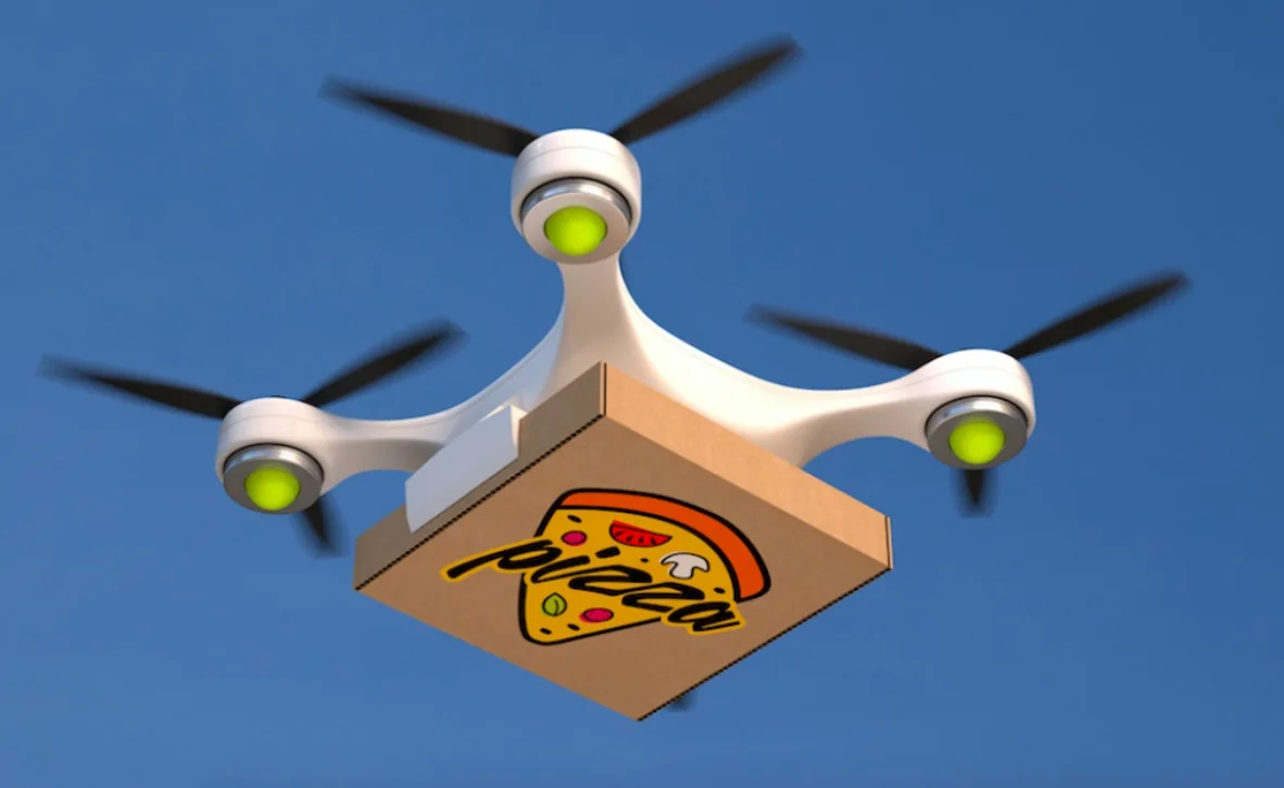 Pizza su drone per delivery