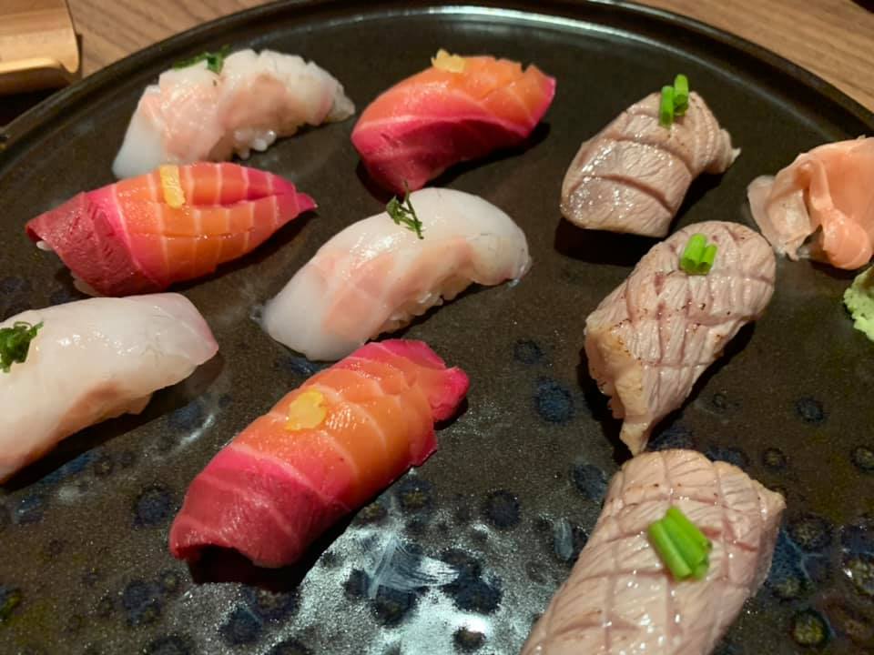 Ristorante Umi - NIGIRI otoro, sukuzi e sake marinato alla rapa rossa