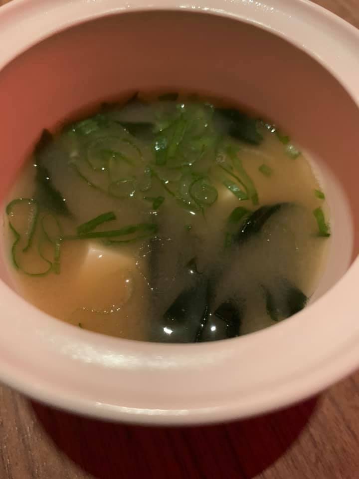 Ristorante Umi - MISOSIRU zuppa di miso, tofu, wakame e negi