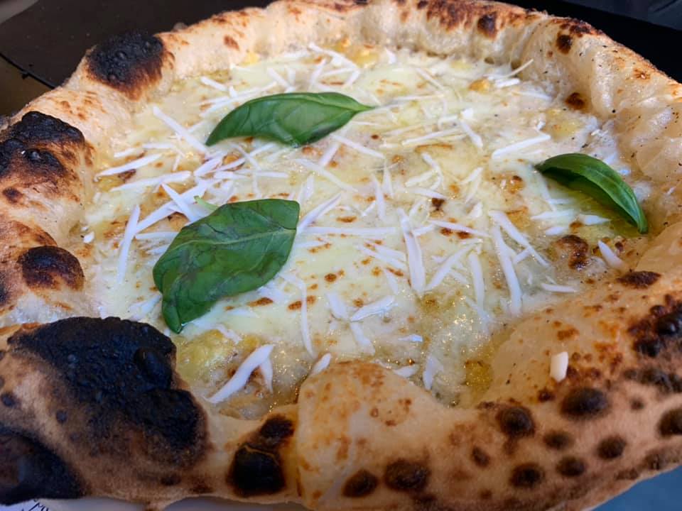 Anema & Pizza Frattamaggiore -Quattro formaggi