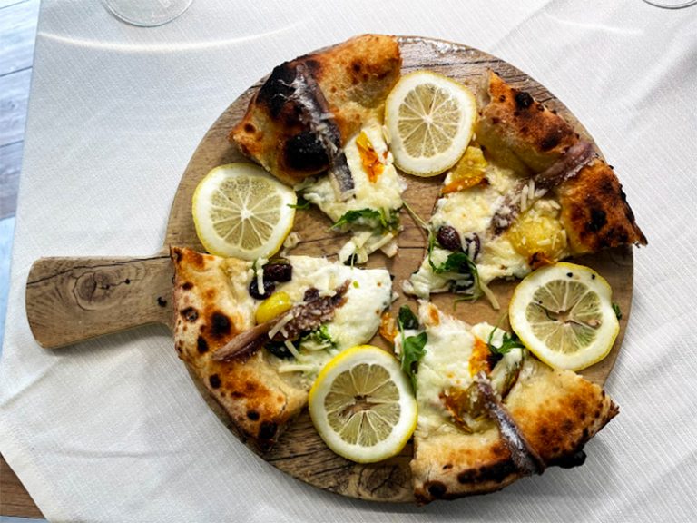 Agorini Pizzeria Gourmet a Cardito e la “pizza cloud” di Salvatore