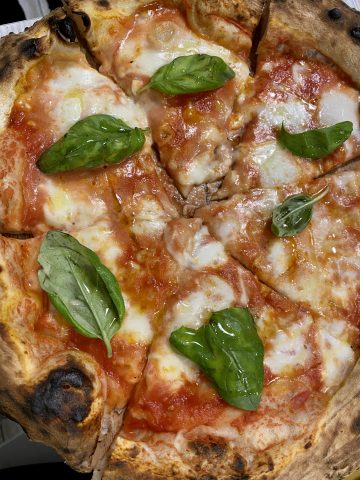 I Masanielli Sasa' Martucci - Pizza Margherita