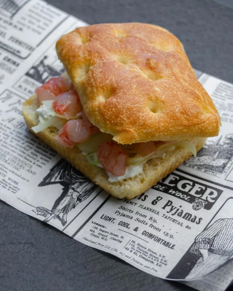 Bluu - gamberi rossi di acciaroli e burrata