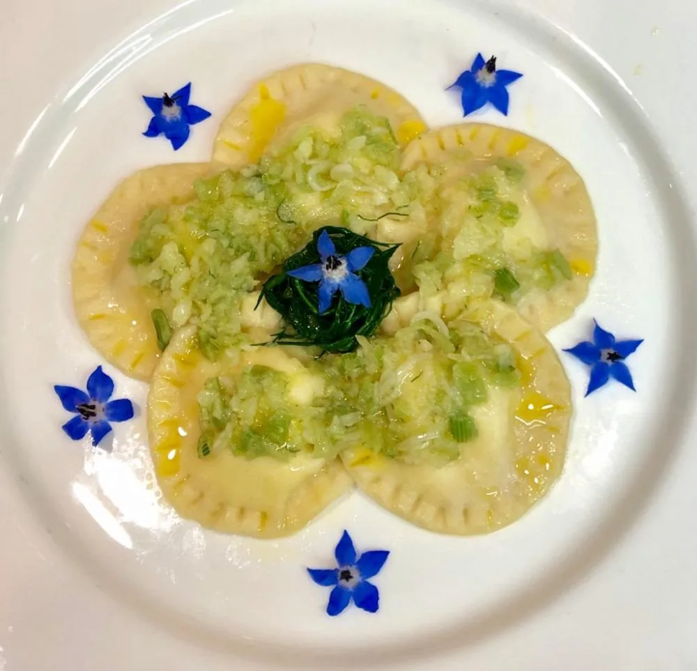 Ravioli dolci con borragine