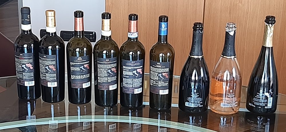 Controetichette vini di Villa Matilde