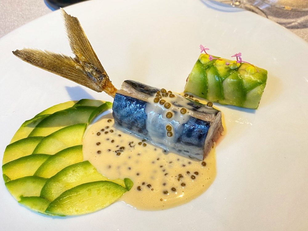 Villa Crespi - Sgombro, avocado, caviale, Champagne