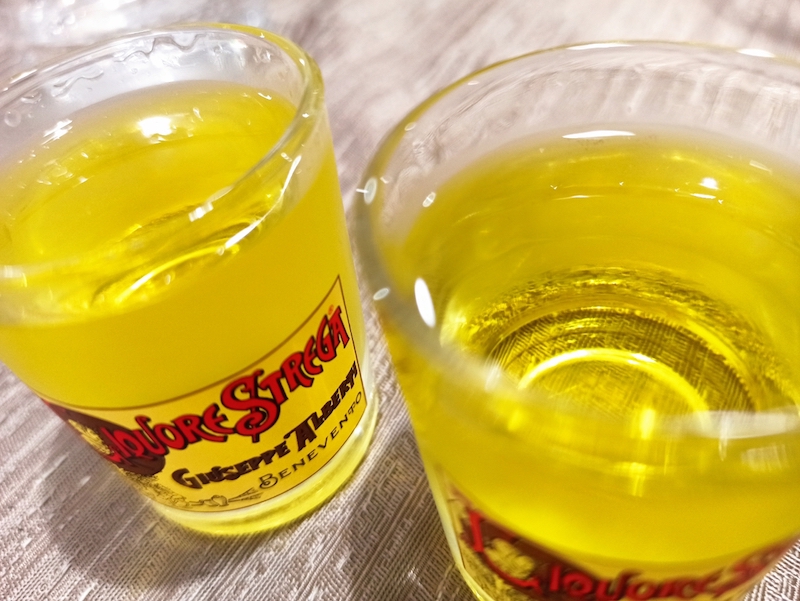 300 grammi - Il liquore Strega di Benevento