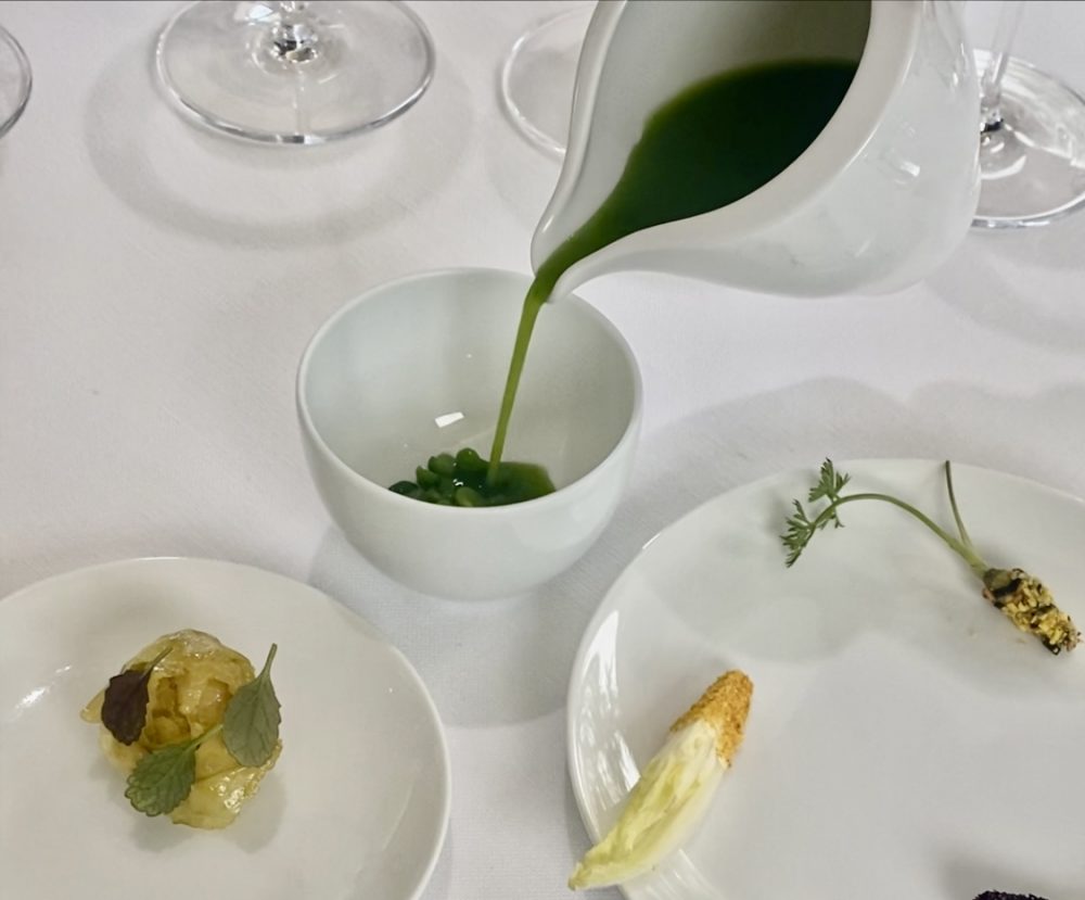 Consomme' di Piselli e Cardamomo Verde - Domenico Marotta