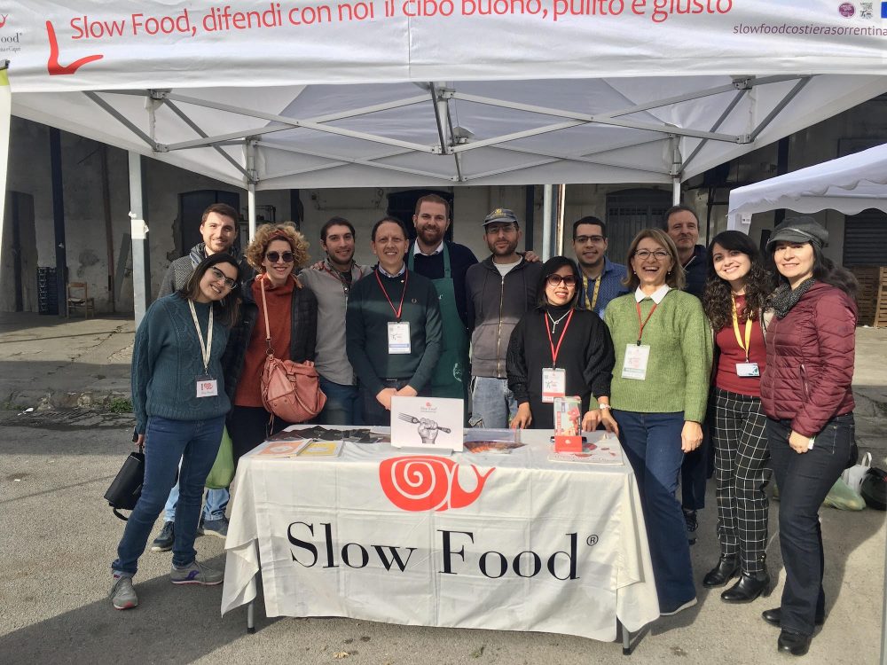 Slow Food appuntamento mercato della terra