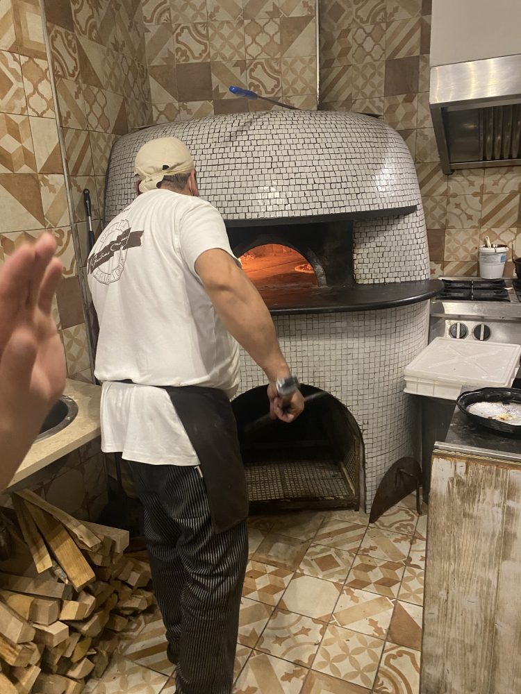 Gaetano Genovesi Pizzeria - Forno