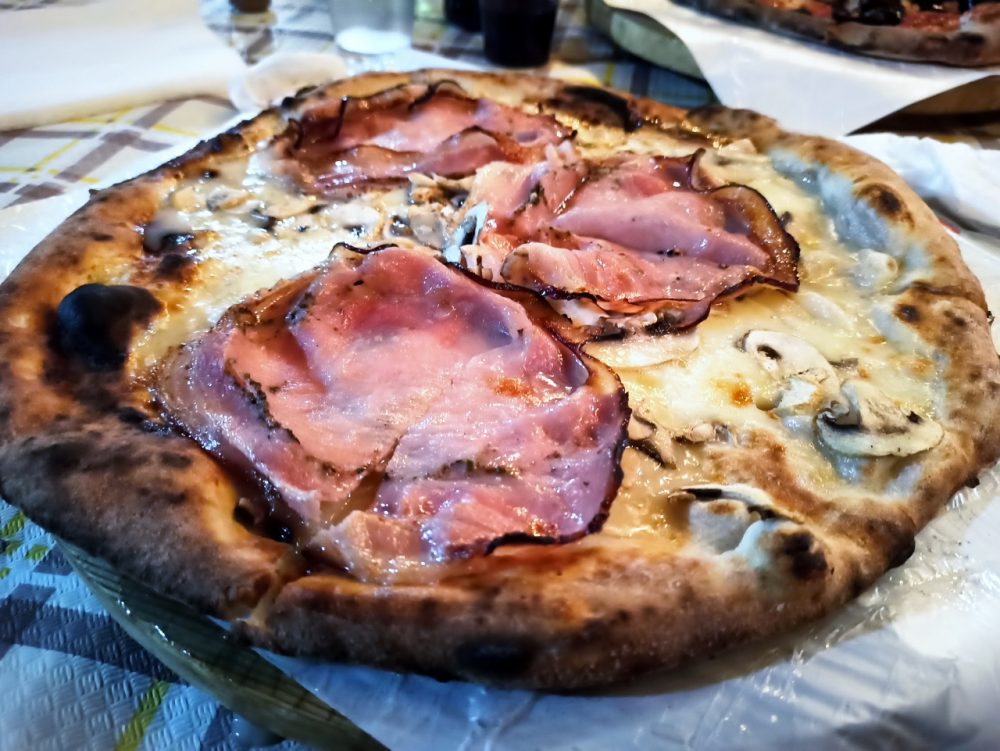 Pizzeria O'Saracaro di Alfonso Palladino dal 1995 - La Farfalla