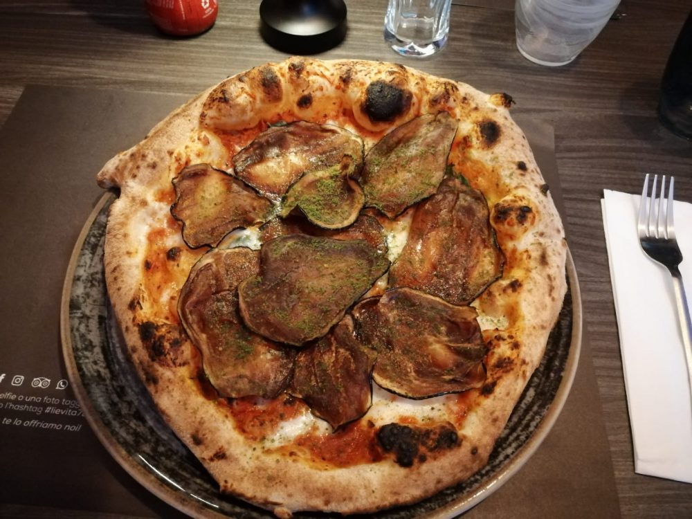 Pizzeria Neapolitan Lievita 72 - Parmigiana