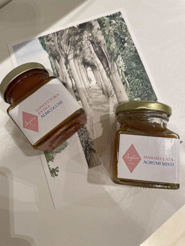 Angelica Capri - Marmellate e confetture naturali prodotte da Il Poggio del Picchio
