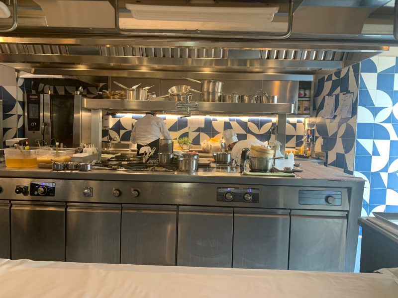 Laqua di Antonino Cannavacciuolo - cucina