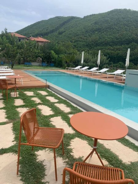 Laqua, la piscina nell'orto