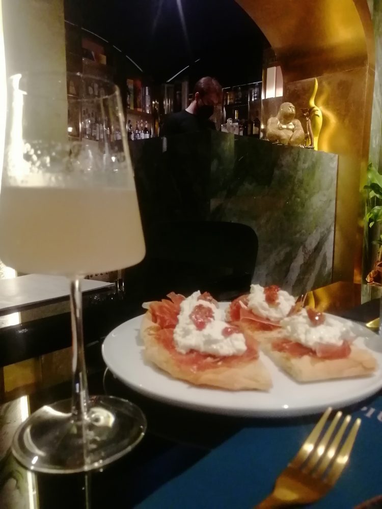 Opium - pinsa romana di terra