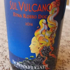 Sul Vulcano Etna Rosso Doc 2016 Donnafugata