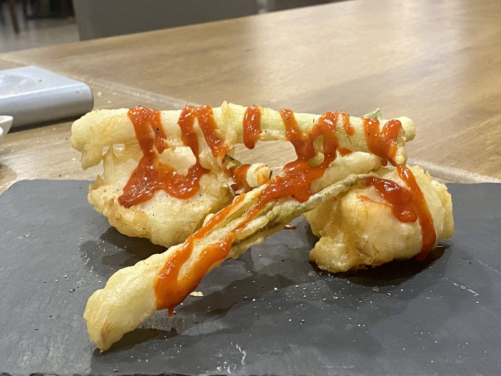 Tratturi' - Baccala' in tempura, cipollotto e peperoni