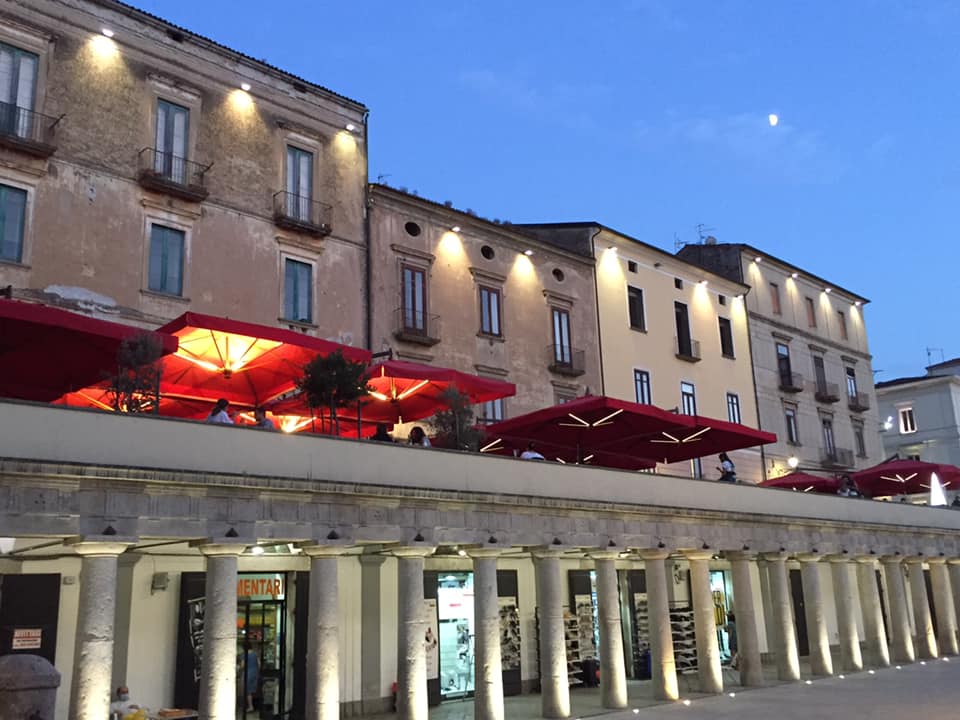 Vallo della Lucania, scorcio della piazza