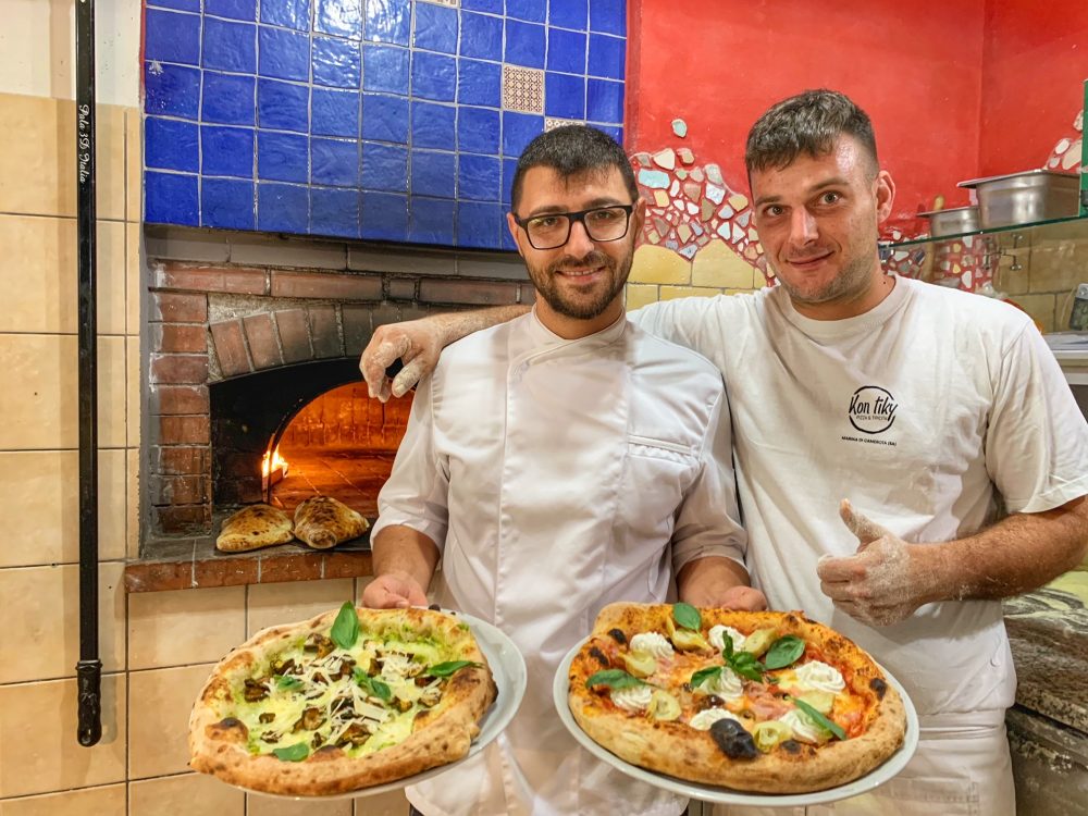 Antonio Panzuti e Daniele Inserra della pizzeria Kon Tiky 2.0 di Marina di Camerota