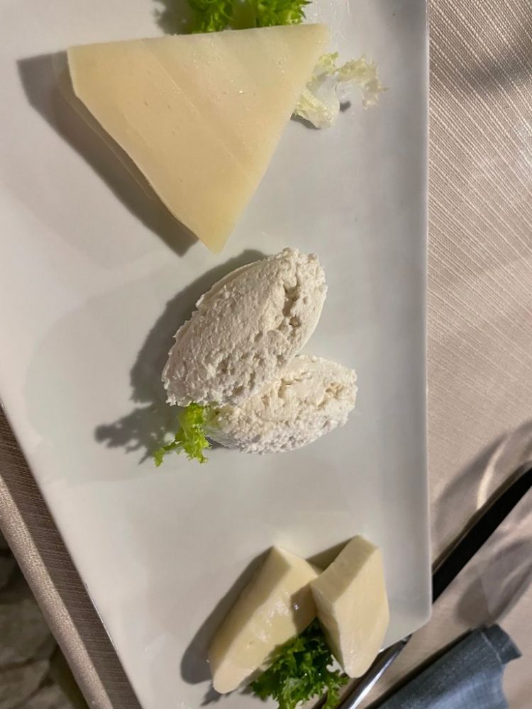 CELLAIO - Provolone, ricotta e fior di latte