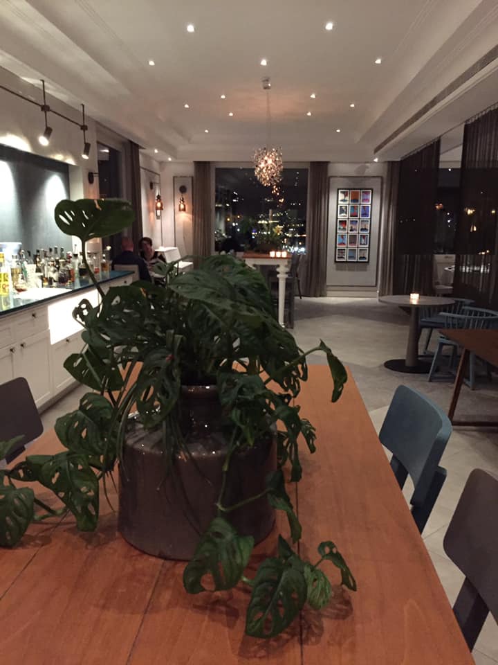 Vesuvio Panoramic Restaurant Sorrento, la sala d'ingresso