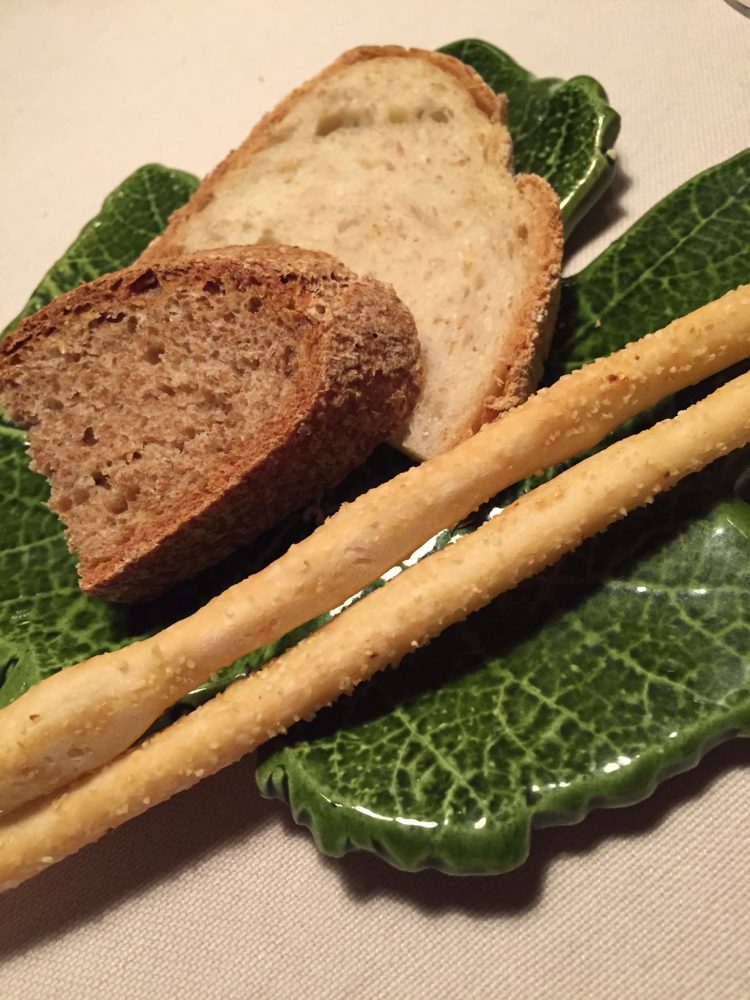 Antica Osteria Nonna Rosa, pane e grissini