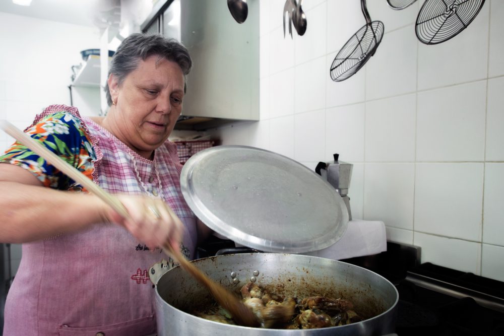 La Mesta' - Mamma Tonelli e il suo proverbiale coniglio