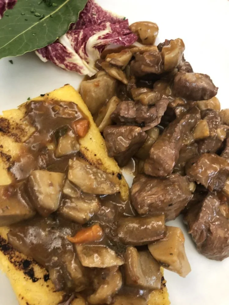 La Montanara -cinghiale in umido coi porcini