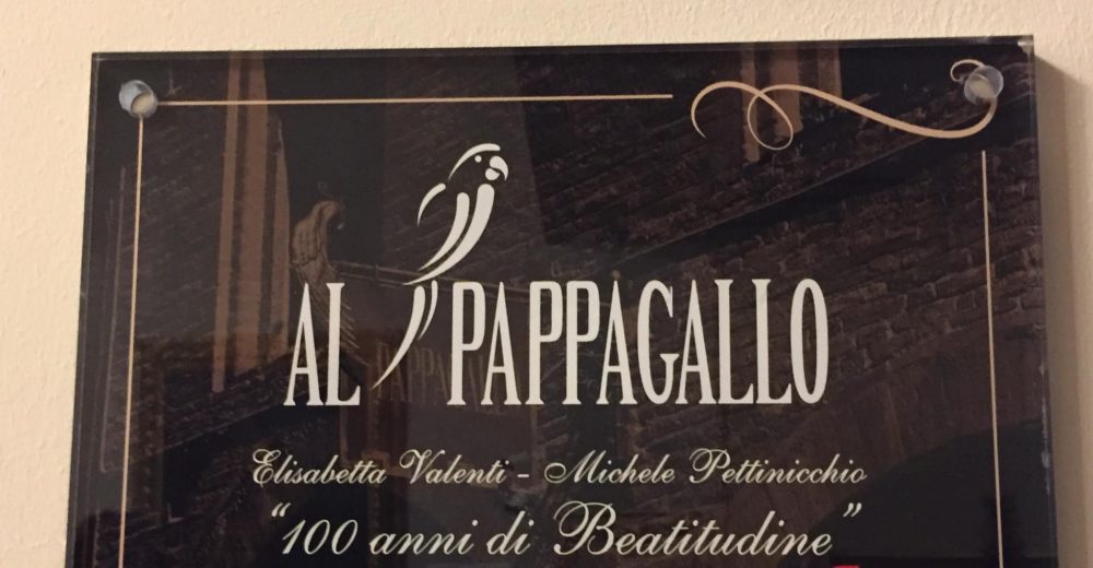 Al Pappagallo, l'insegna