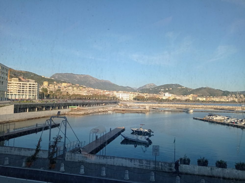 Golfo di Salerno visto dalla nuova stazione marittima