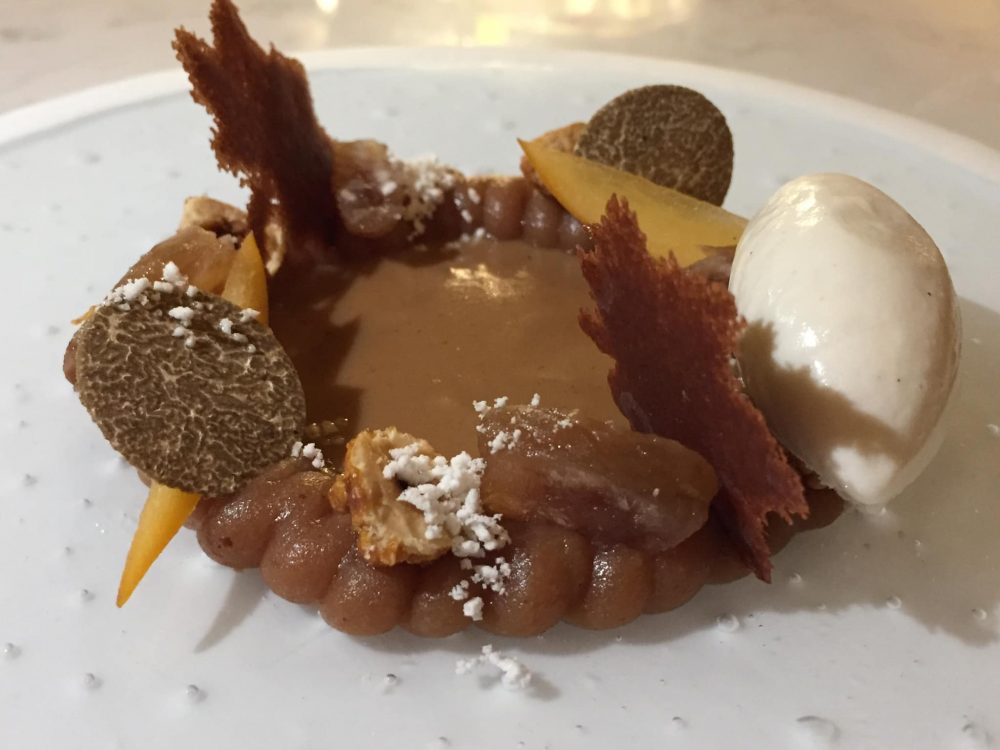 Ristorante I Portici, dessert alla castagna, nocciola e tartufo