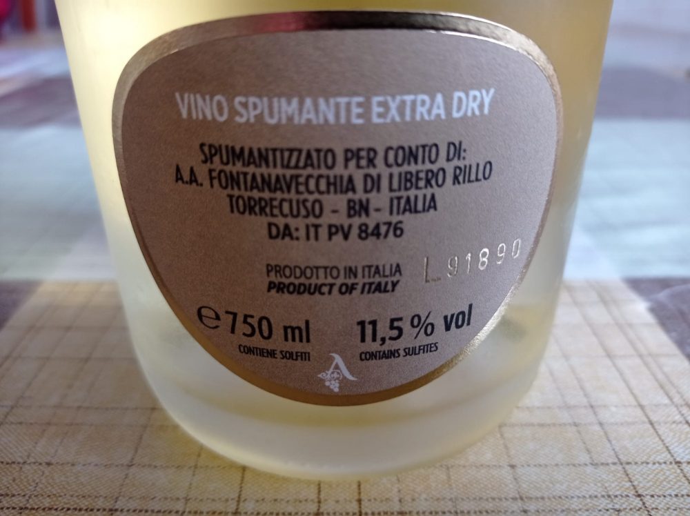 Controetichetta Vino Spumante Bianco Extra Dry Metodo Martinotti Fontanavecchia