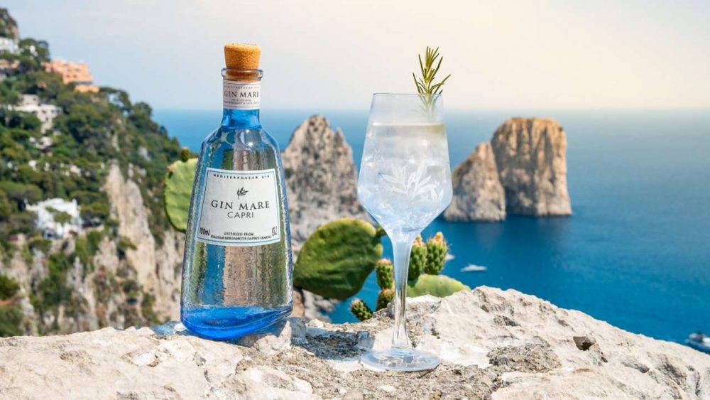Gin Mare Capri, L'Isola Azzurra