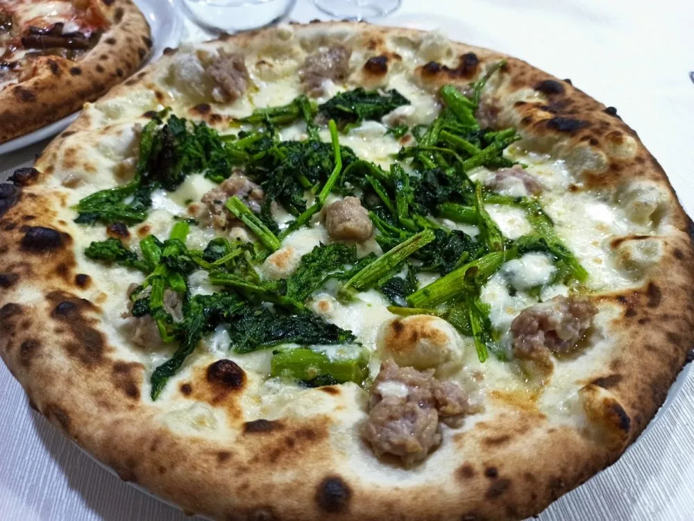 Il Grottino - La Broccoli e Salsiccia