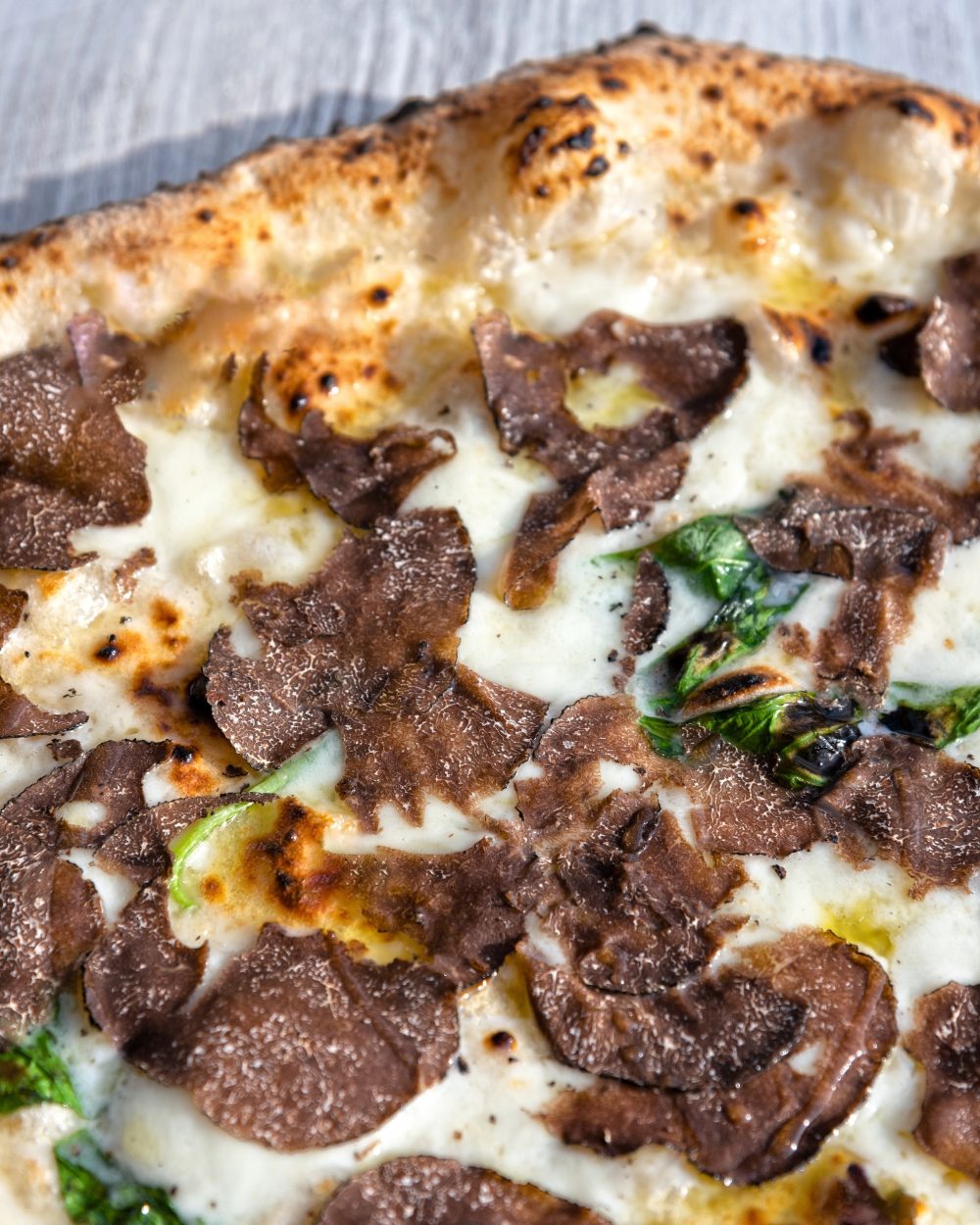 Pizza bufala e tartufo di Salvatore Salvo