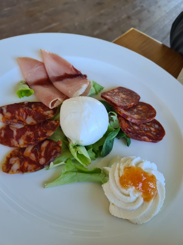 TENUTA LAGALA - Gli antipasti freddi