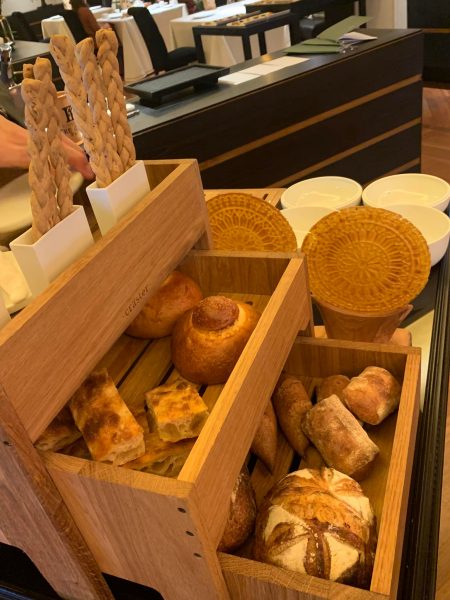 Ristorante Tre Olivi, pane, grissini, brioche