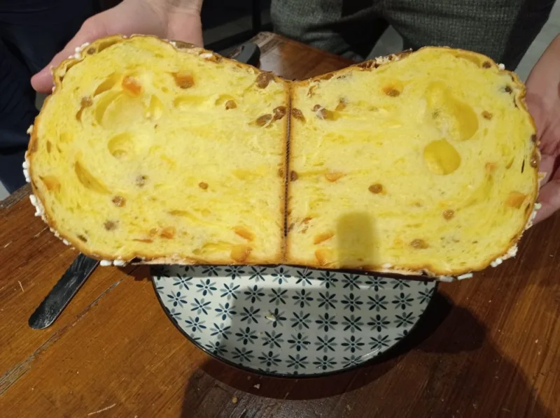 Interno panettone classico di Gennaro Esposito