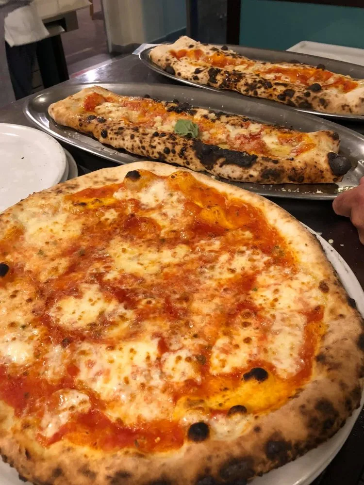 Pizza Margherita e Ripieno classico