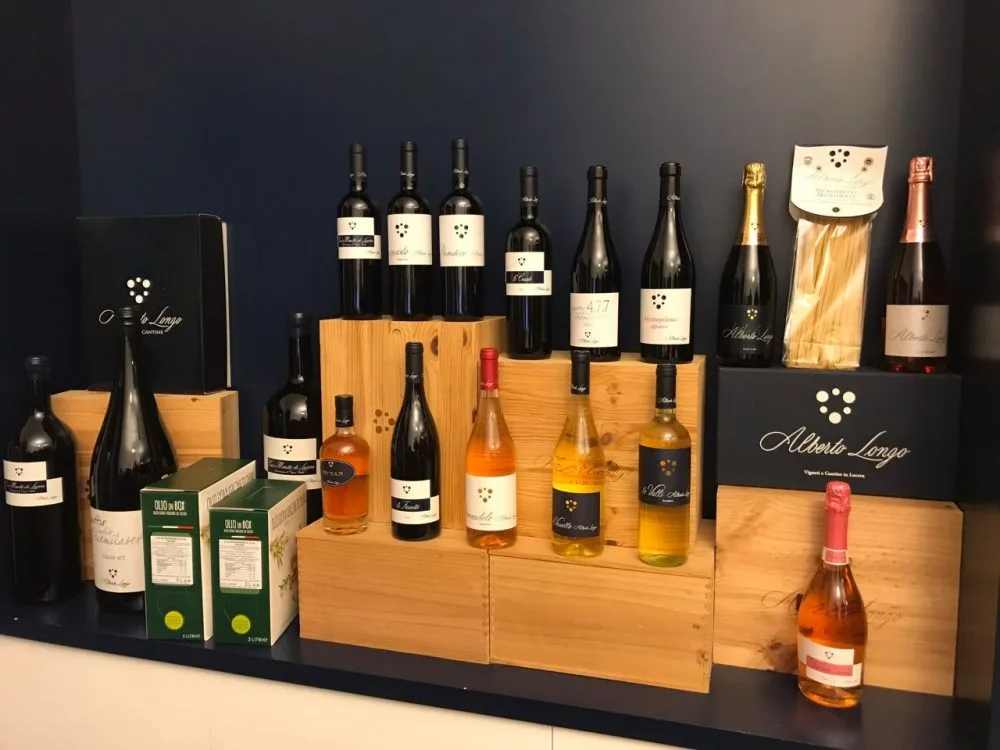 Selezione di vino Cantina Longo
