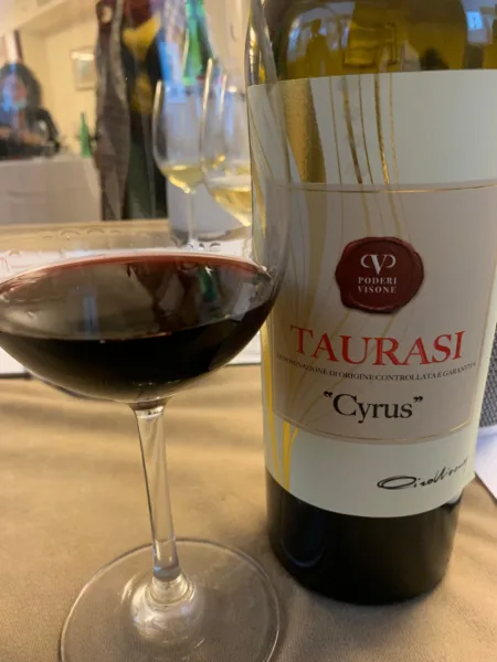 Taurasi Cyrus Poderi Visone