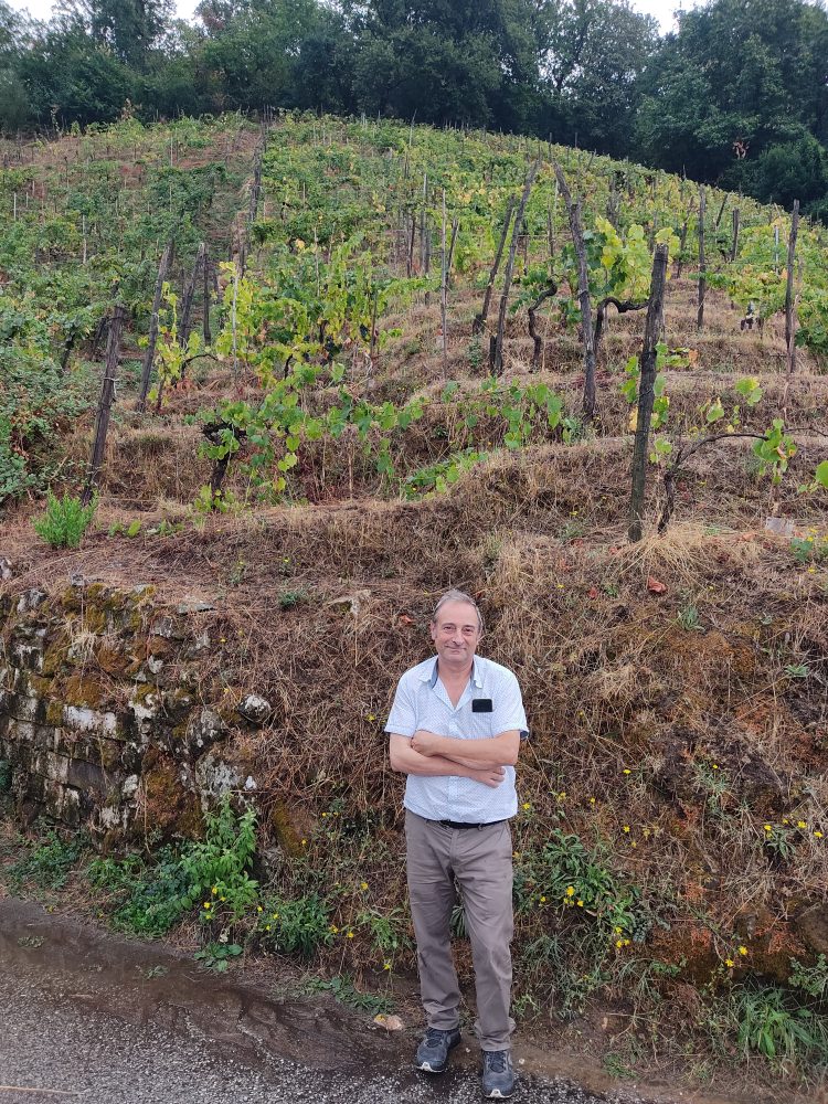 Vini Apuani - Roberto e le sue vigne eroiche