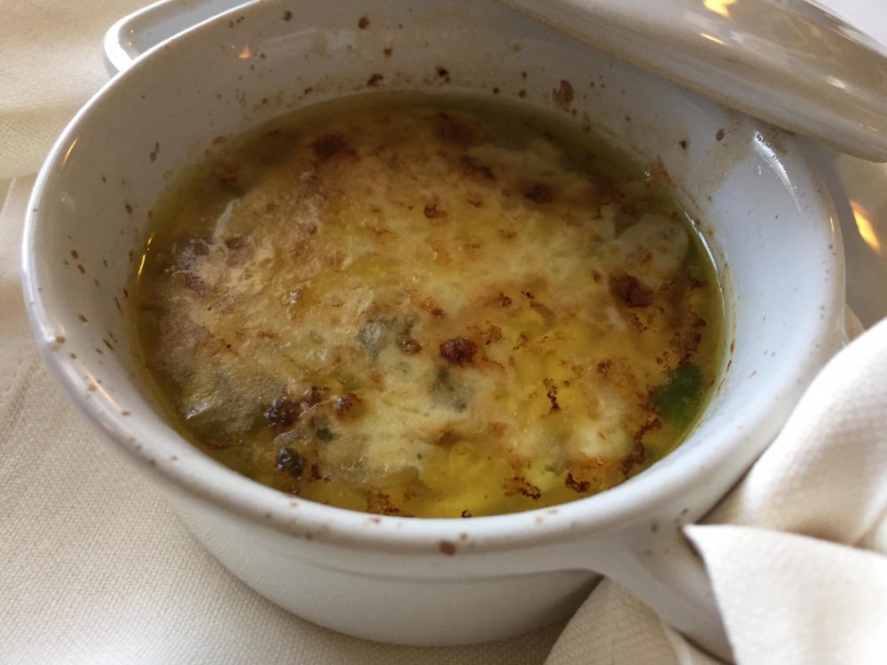 Oasis a Vallesaccarda, zuppa di cipolle