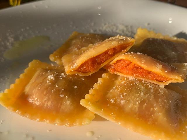 Meraviglie in Pasta - ravioli con ripieno all'amatriciana