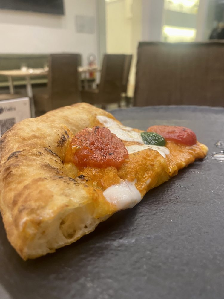 Pizza Oltre la Margherita - La Bolla