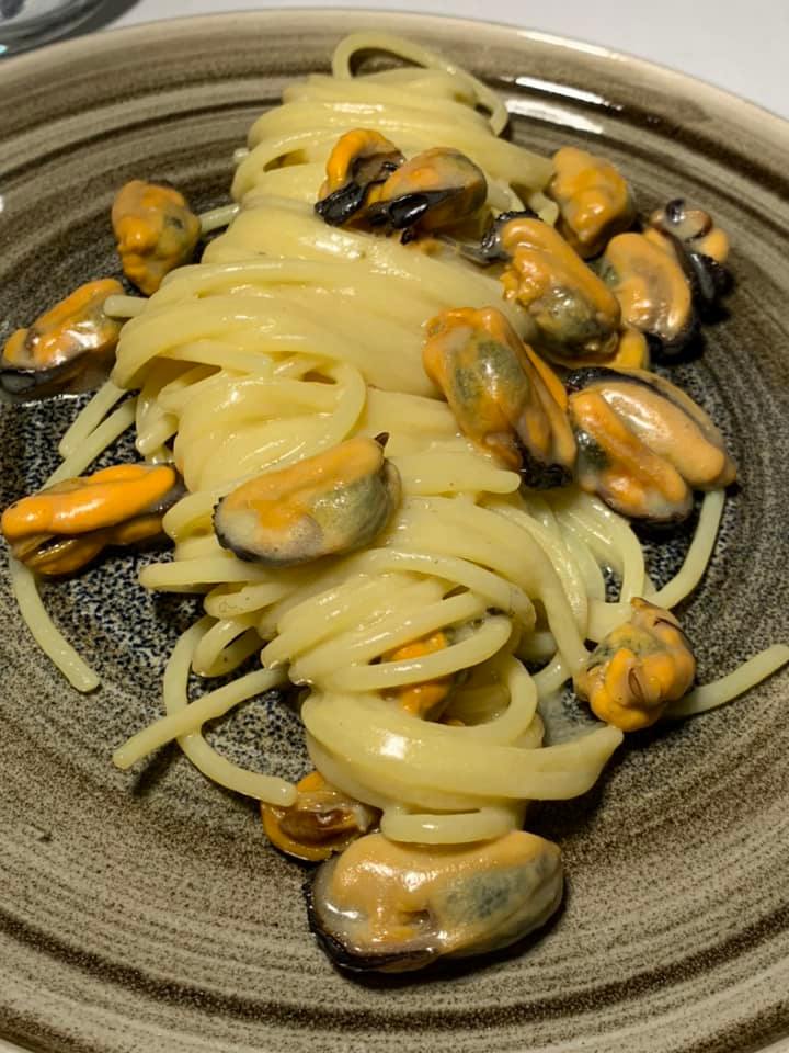 Bistrot di Pescheria - Spaghetti cacio e pepe con cozze