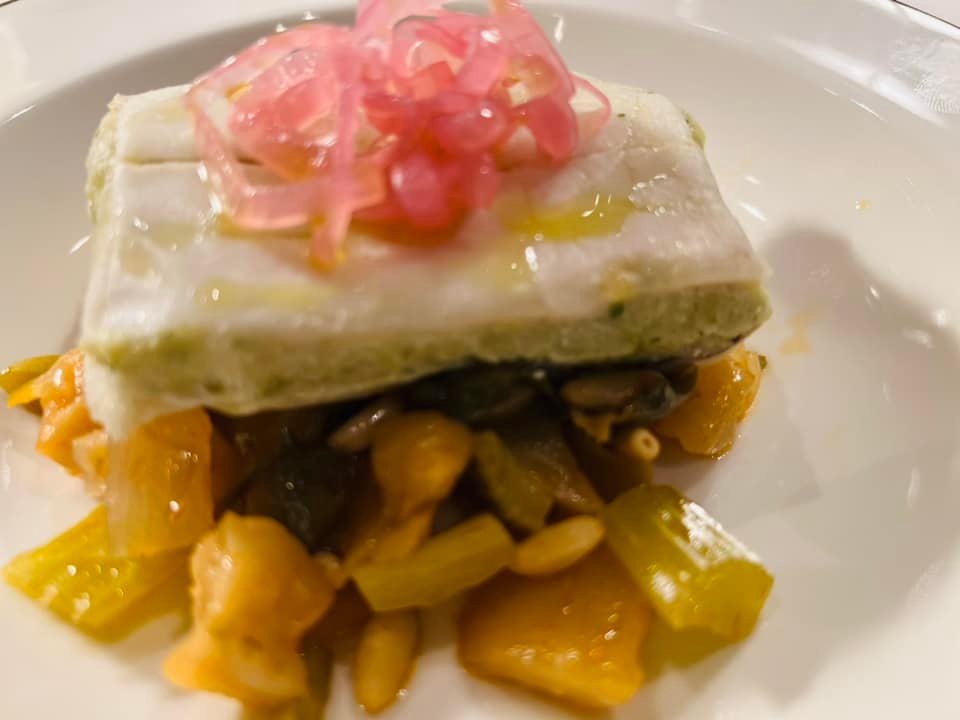 Uovo di seppia, Spatola alla beccafico con caponata croccante