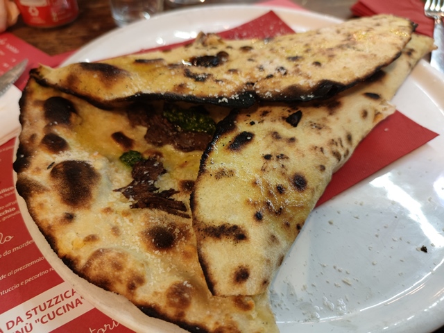 L’Elementare - La pizza al volo Bollito in salsa verde